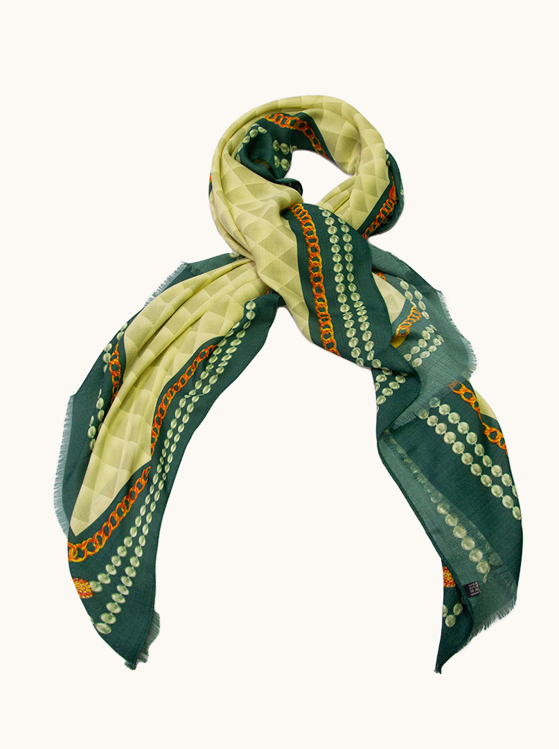 Scarf with pattern image 1