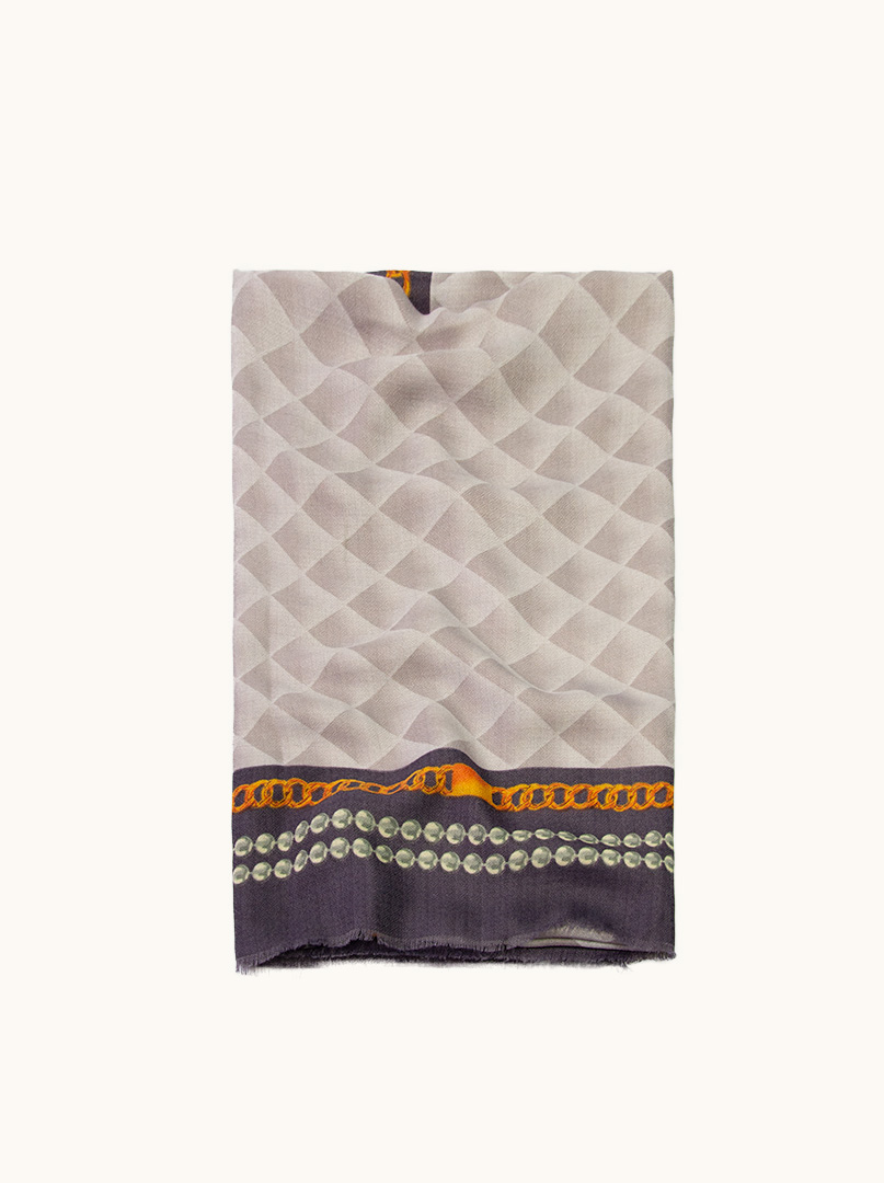 Scarf with pattern image 2