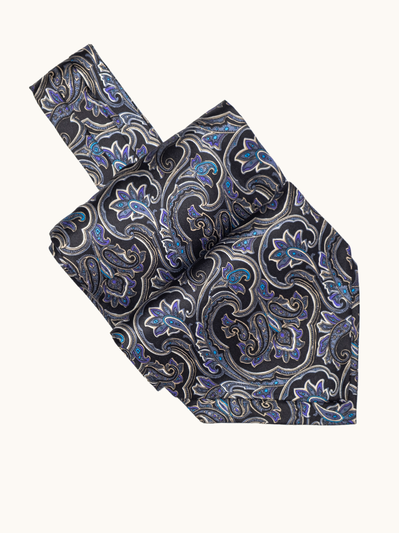 Black silk foulard in shades of navy blue in geometric pattern 17 x 130 cm image 2