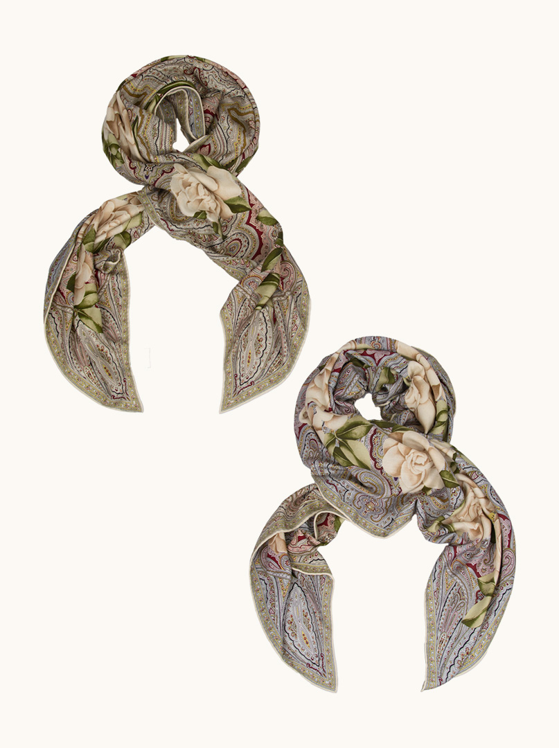 Exclusive scarf with floral motif 125cm PREMIUM image 2