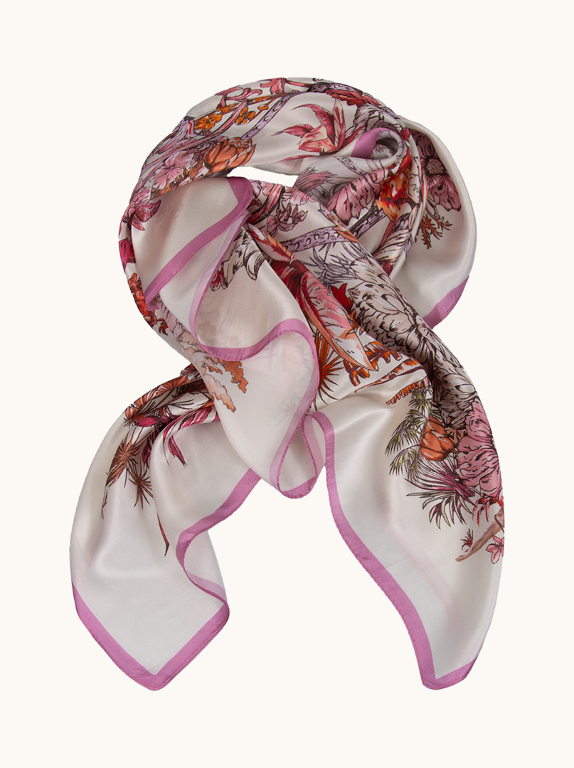 Double-sided wool-silk scarf with painterly landscape pattern 65 cm x 65 cm PREMIUM image 4