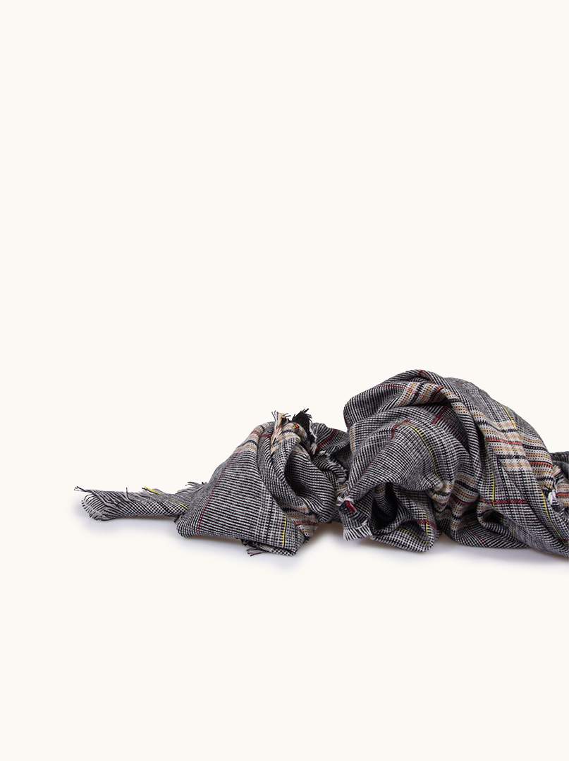 Warm gray scarf with wool, checked, 90cm x 200cm image 3