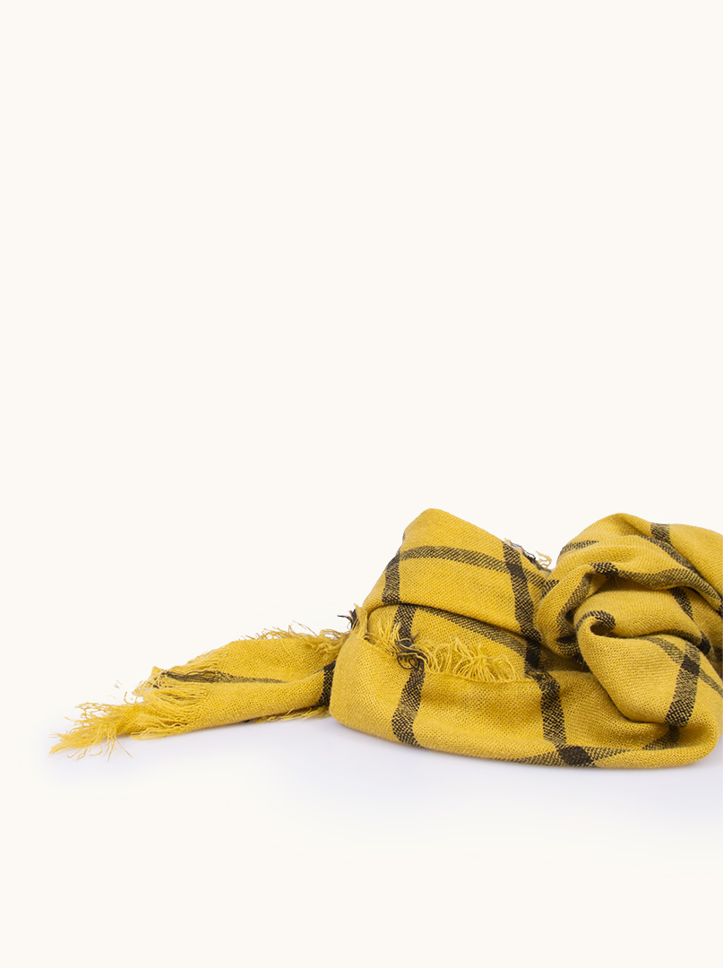 Warm yellow checkered scarf, 70cm x 210cm image 3