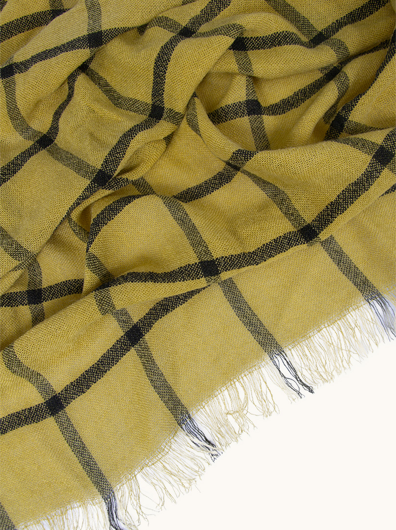 Warm yellow checkered scarf, 70cm x 210cm image 4