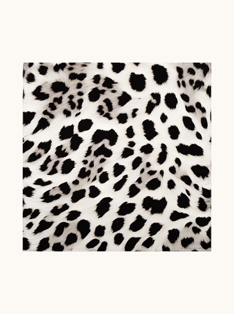 Small silk scarf LUNA NERA 53x53 cm PREMIUM image 3