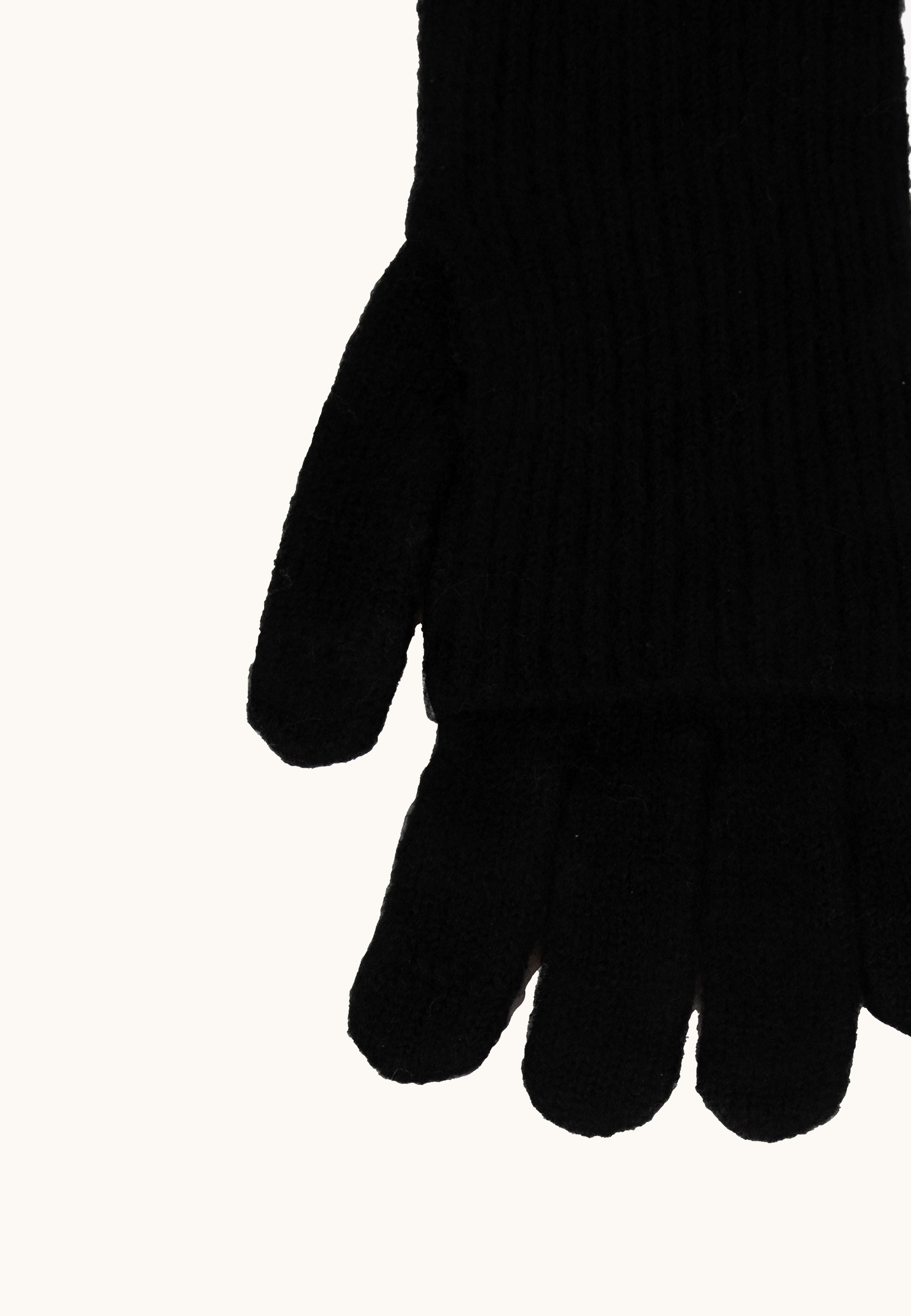 Wool gloves in black with insulator image 3