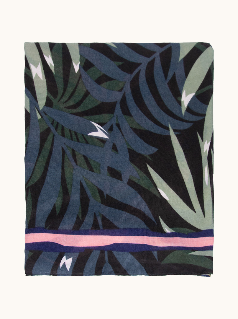 Light boho scarf with leaf motif 90 cm x 190 cm image 2