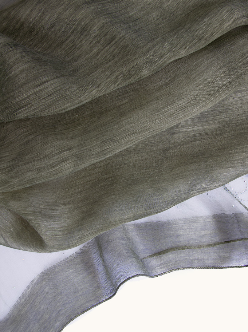 Evening silk scarf with decorative appliqué 90 cm x 180 cm. image 3