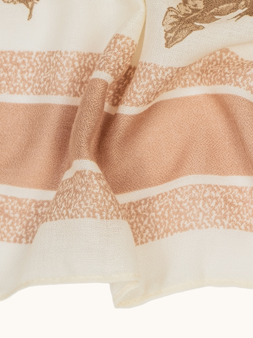 Lightweight pink scarf with botanical motif, 100% viscose, 70x180 cm image 3