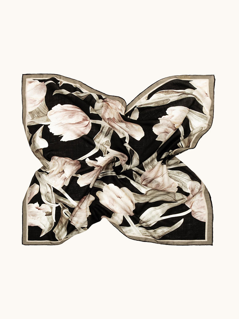 NOTTURNA wool scarf, 100x100 cm, PREMIUM image 4