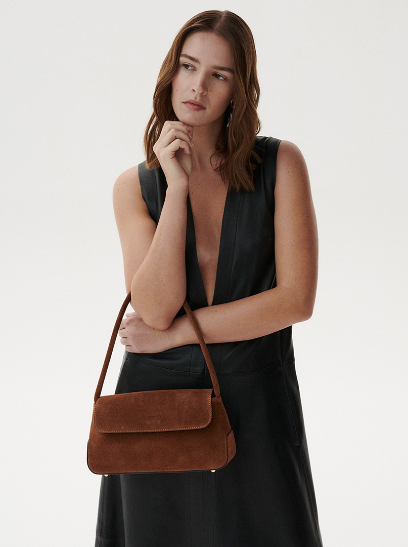 Suede baguette bag Allora caramel - elegant shoulder bag image 2