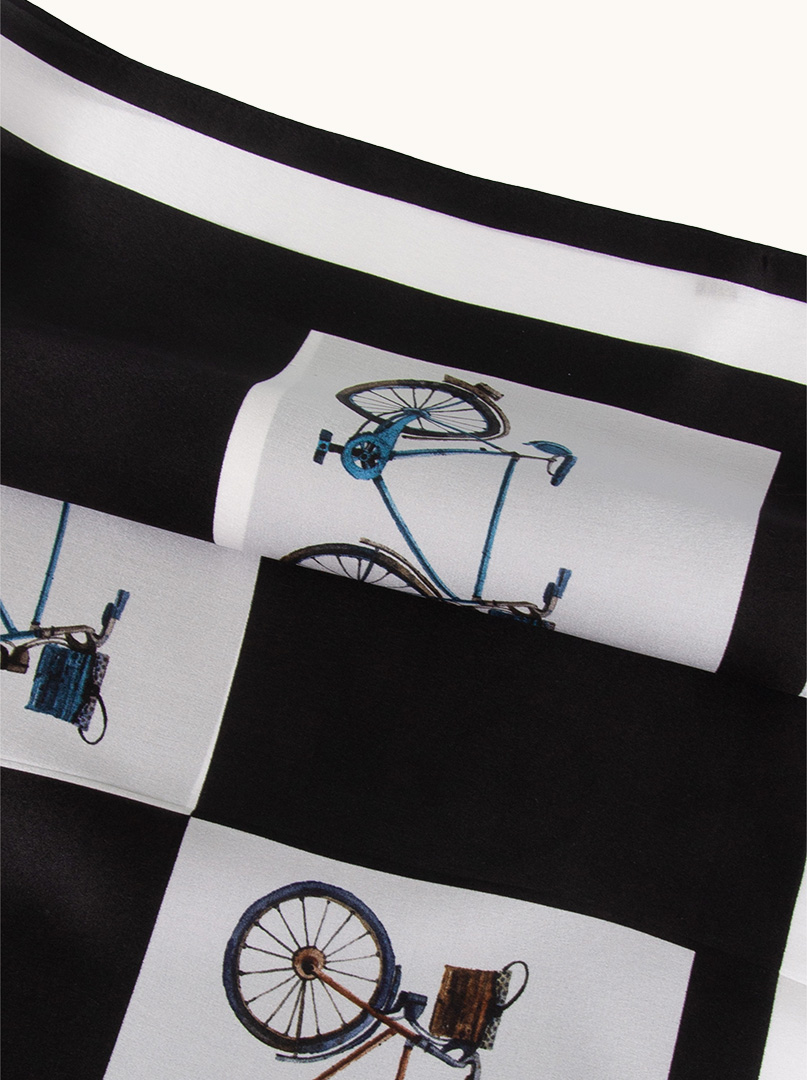 Silk scarf Bicycle through style 70cm x 70cm image 3