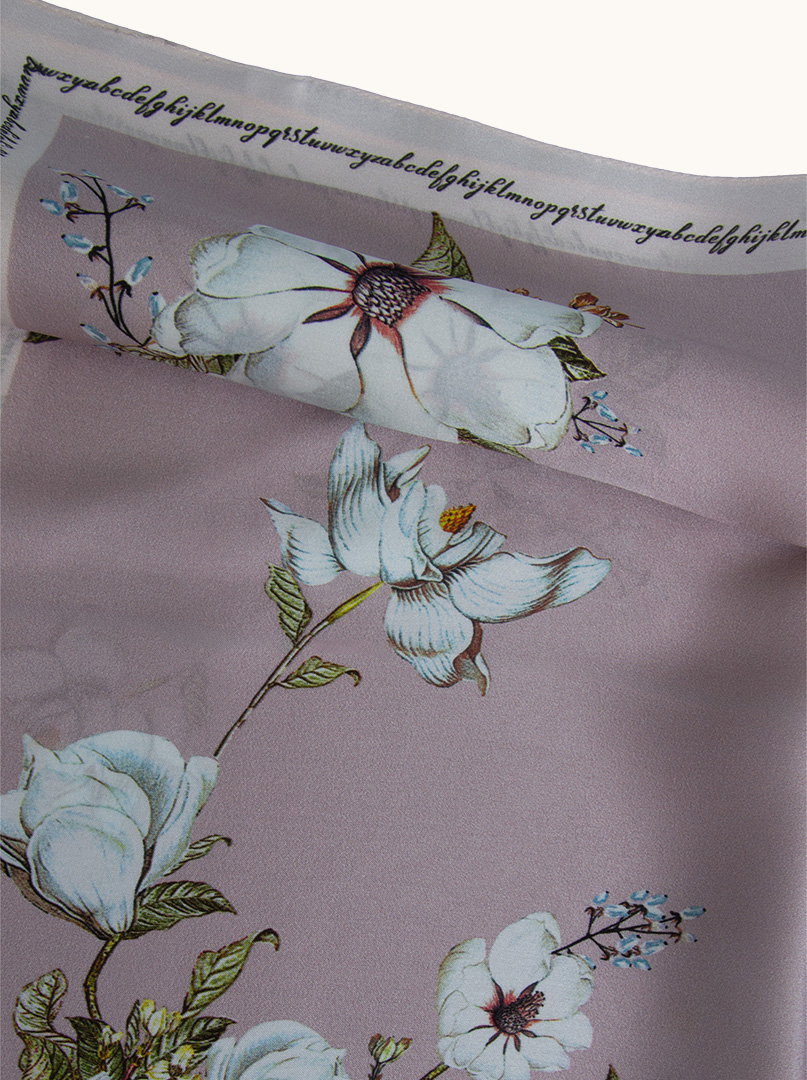 Silk gavroshka Romantic magnolia 53 cm x 53 cm image 4
