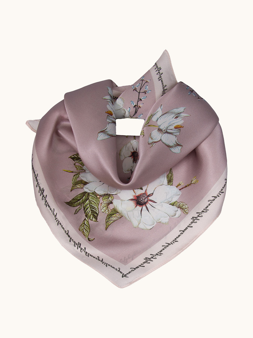 Silk gavroshka Romantic magnolia 53 cm x 53 cm image 1